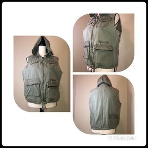 Jakett New York Camo Vest Detachable Hood Size M